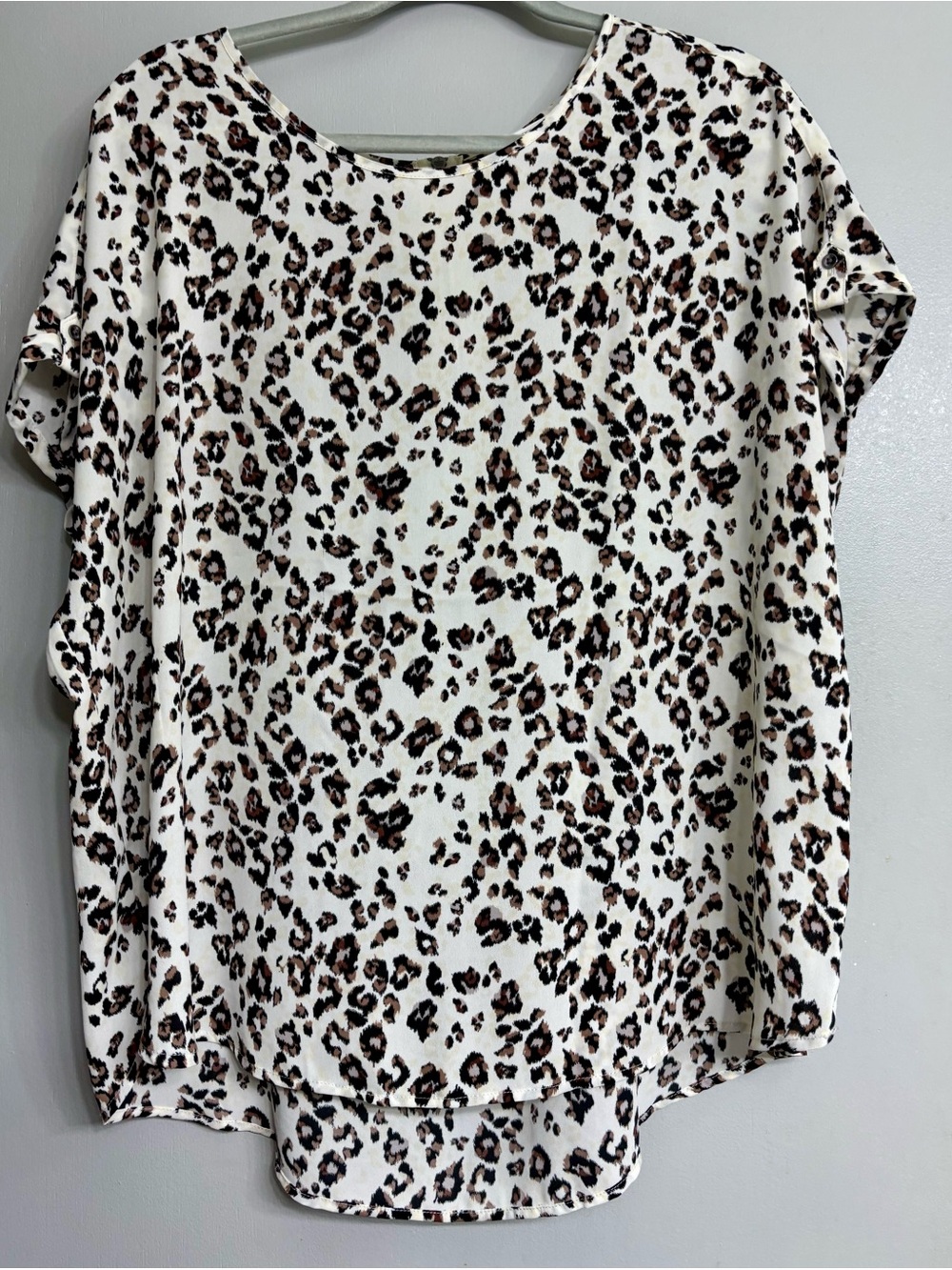 Maurices Women's XL Leopard Print Short Sleeve Blouse White Brown Black